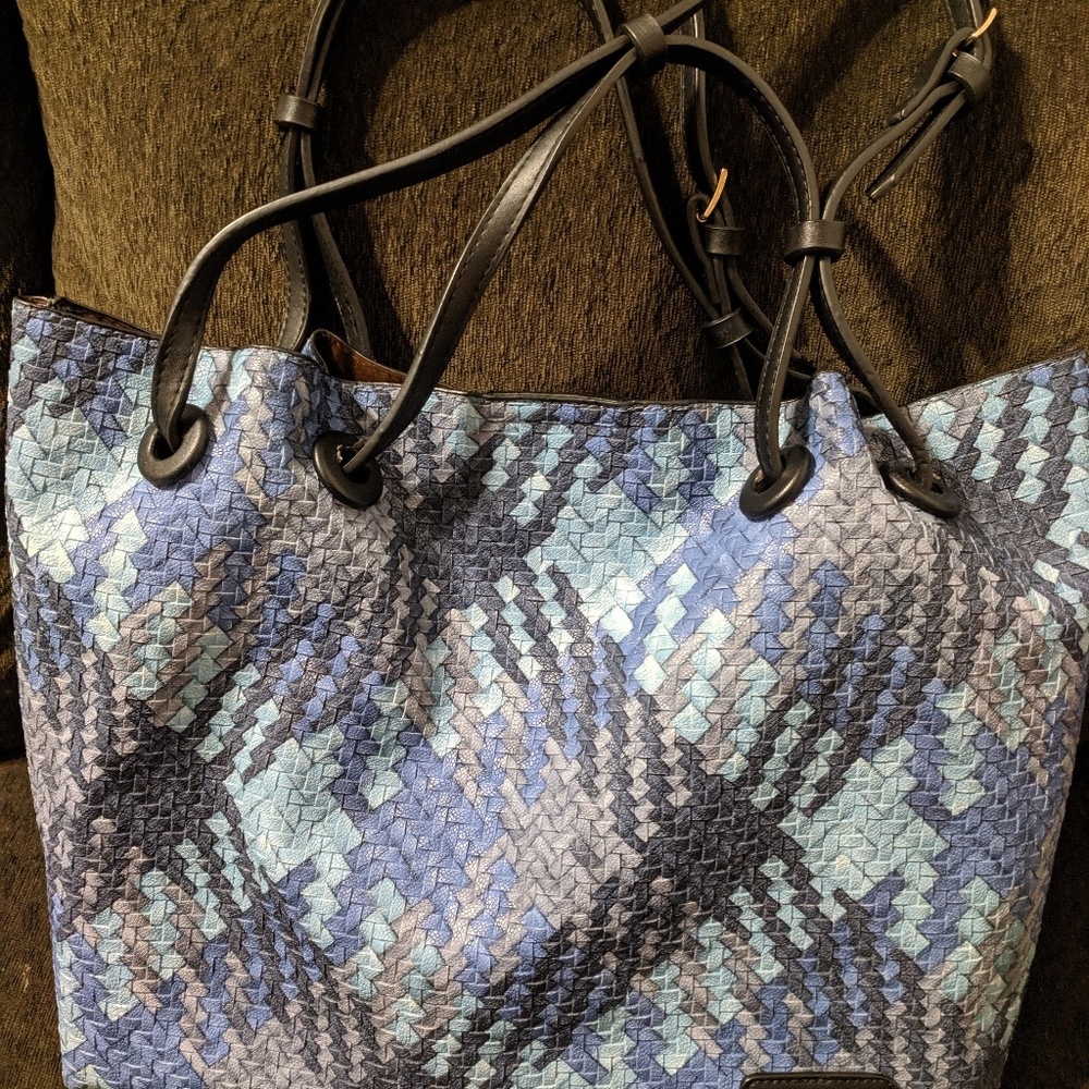 Blue Tote with Shoulder Bag